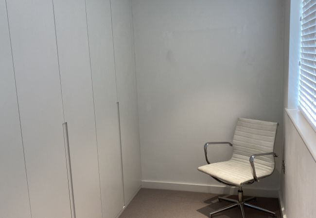 Apartment in Bath - Large Garden 2 Bed Apartment with Parking in Bath Apartment in Bath - Large Garden 2 Bed Apartment with Parking in Bath