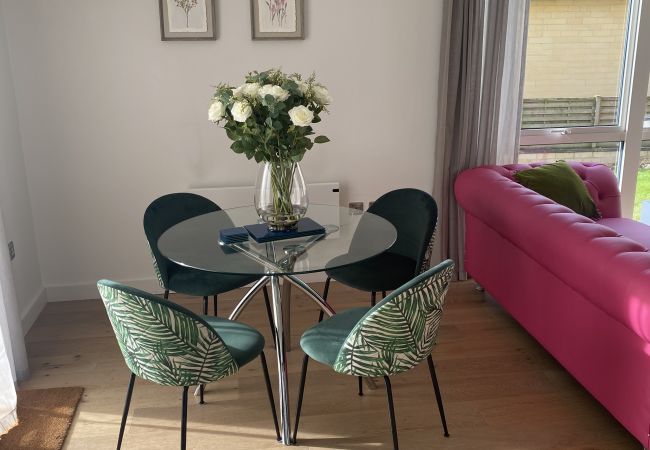 Apartment in Bath - Large Garden 2 Bed Apartment with Parking in Bath Apartment in Bath - Large Garden 2 Bed Apartment with Parking in Bath