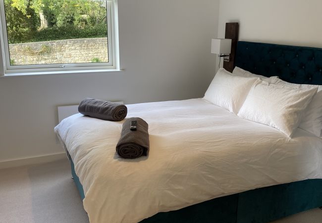 Apartment in Bath - Bright 2 Bed/2 Bath Apartment w/Terrace & Parking Apartment in Bath - Bright 2 Bed/2 Bath Apartment w/Terrace & Parking