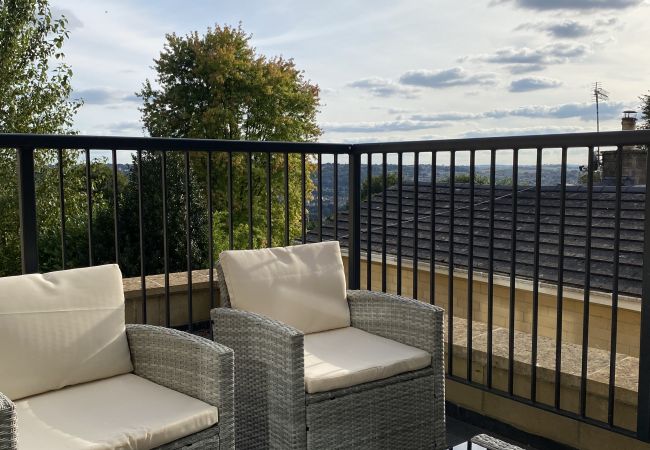 Apartment in Bath - Bright 2 Bed/2 Bath Apartment w/Terrace & Parking Apartment in Bath - Bright 2 Bed/2 Bath Apartment w/Terrace & Parking