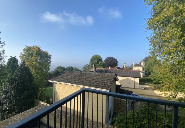 Apartment in Bath - Bright 2 Bed/2 Bath Apartment w/Terrace & Parking Apartment in Bath - Bright 2 Bed/2 Bath Apartment w/Terrace & Parking