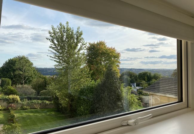 Apartment in Bath - Bright 2 Bed/2 Bath Apartment w/Terrace & Parking Apartment in Bath - Bright 2 Bed/2 Bath Apartment w/Terrace & Parking