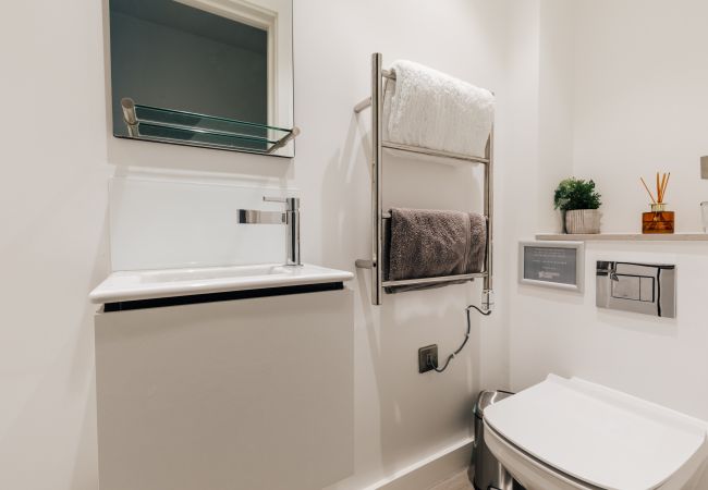 Apartment in Bath - Modern Family Apartment with views of Bath Apartment in Bath - Modern Family Apartment with views of Bath