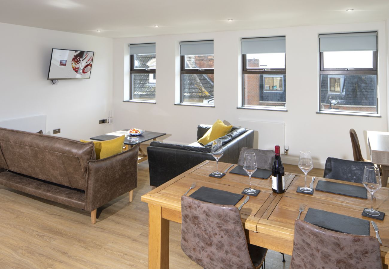 Apartment in Swindon - Modern 2 Bed Apartment in Old Town Swindon